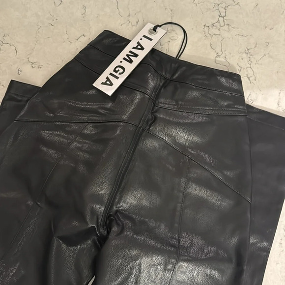 NWT - I.AM.GIA Black Faux Leather Size XXS - Picture 5 of 8